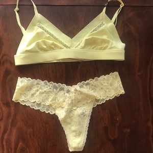 VS lounge bra and panty set in bright yellow!